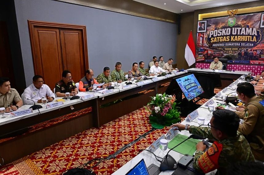 Karhutla Sumsel, Prabowo Setujui Tambahan Helikopter dan Ekskavator
