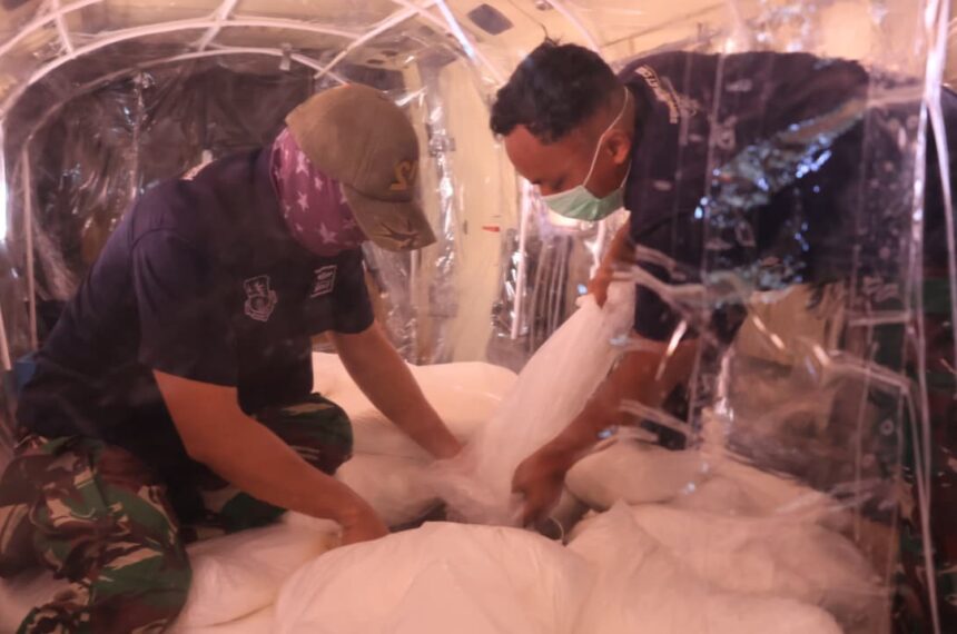 Karhutla Kaltim, TNI AU Gelar OMC dengan 1,6 Ton NaCI