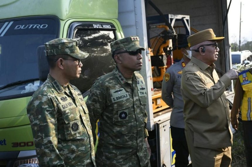 TNI AL dan Forkopimda Kalsel Tinjau Irigasi Antisipasi Karhutla