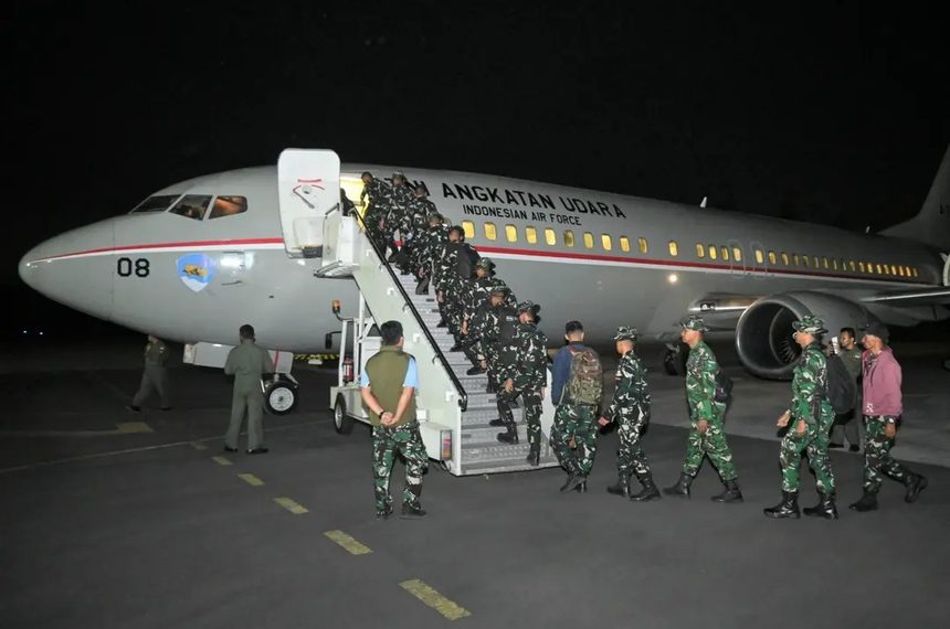 Karhutla Kalbar, TNI Kerahkan 200 Personel dari YTP 534/VD