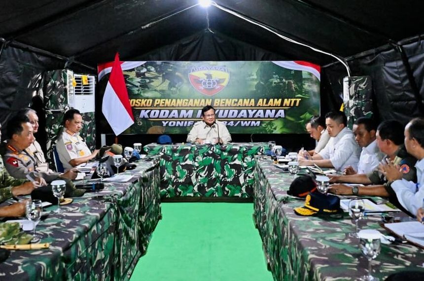 Kunjungi NTT, Presiden Prabowo Cek Penanganan Gempa Nagekeo
