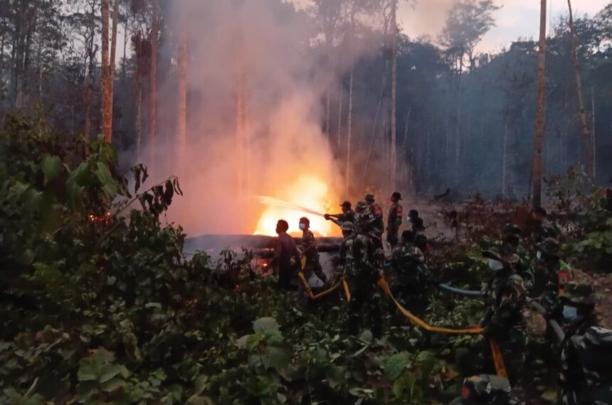 Kebakaran Lahan di Kampung Oyya Dikendalikan Tim Gabu