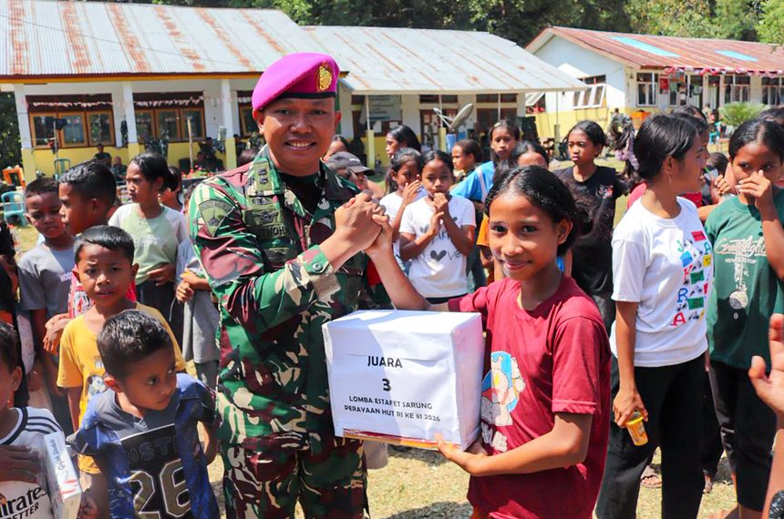 Pascagempa NTT, Marinir Gelar Trauma Healing untuk Pulihkan Keceriaan Anak Pengungsi
