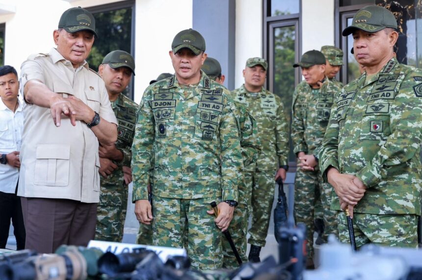 Complex Warfare Course di Batujajar, Menhan Sjafrie Tinjau Kesiapan Prajurit TNI