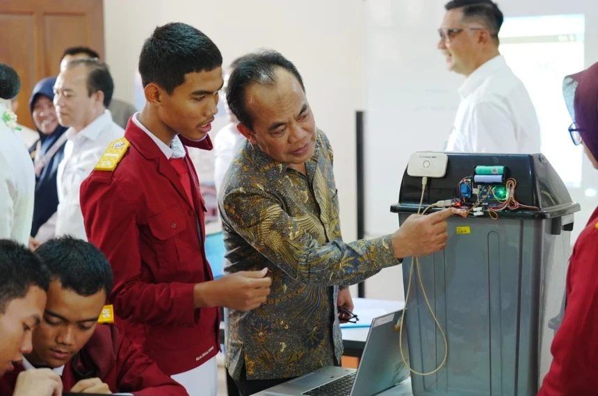 Inklusi Keuangan Nasional Capai 93,6%, Generasi Muda “Diajak Menabung”