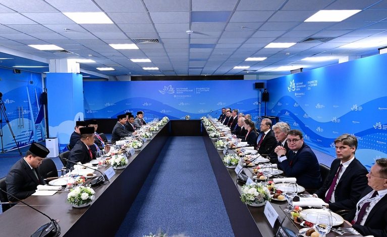 Menteri ESDM Bahlil Dampingi Prabowo dalam Lawatan ke Rusia