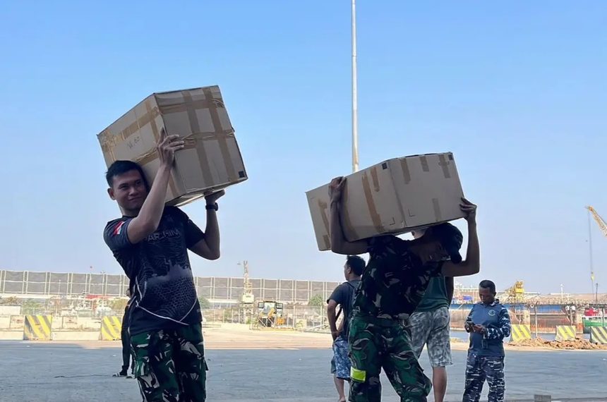 Hari ke-21, TNI Kirim “1.201,5 Ton” Bantuan Gempa NTT