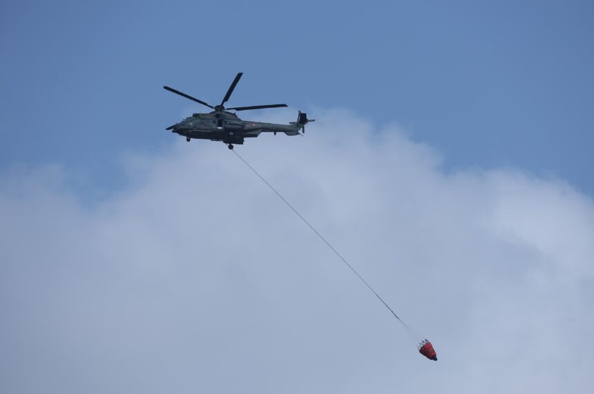 TNI AU Kerahkan Helikopter Caracal Tangani Karhutla IKN