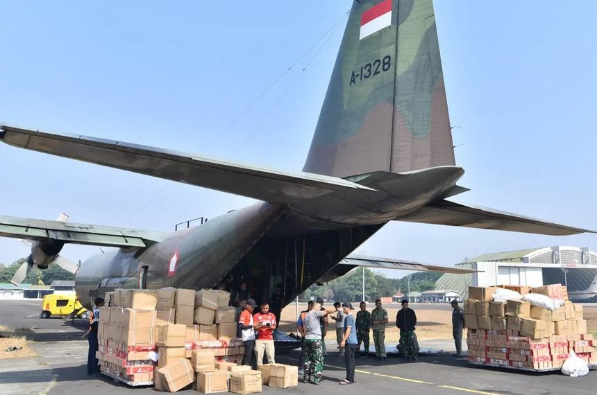 Hari ke-22, TNI Kirim 1.214,097 Ton Bantuan Gempa NTT