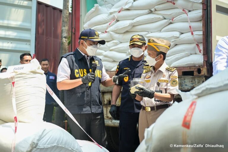 Menkeu Dorong DJBC Perkuat Perlindungan Pasar, Amankan Barang Senilai Rp27,339 Miliar