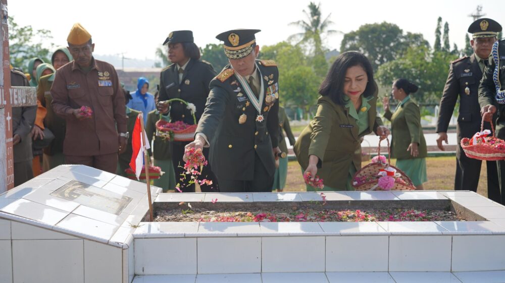 HUT Ke-81 TNI, Kodam XVIII/Kasuari Gelar Ziarah Nasional di TMP Trikora