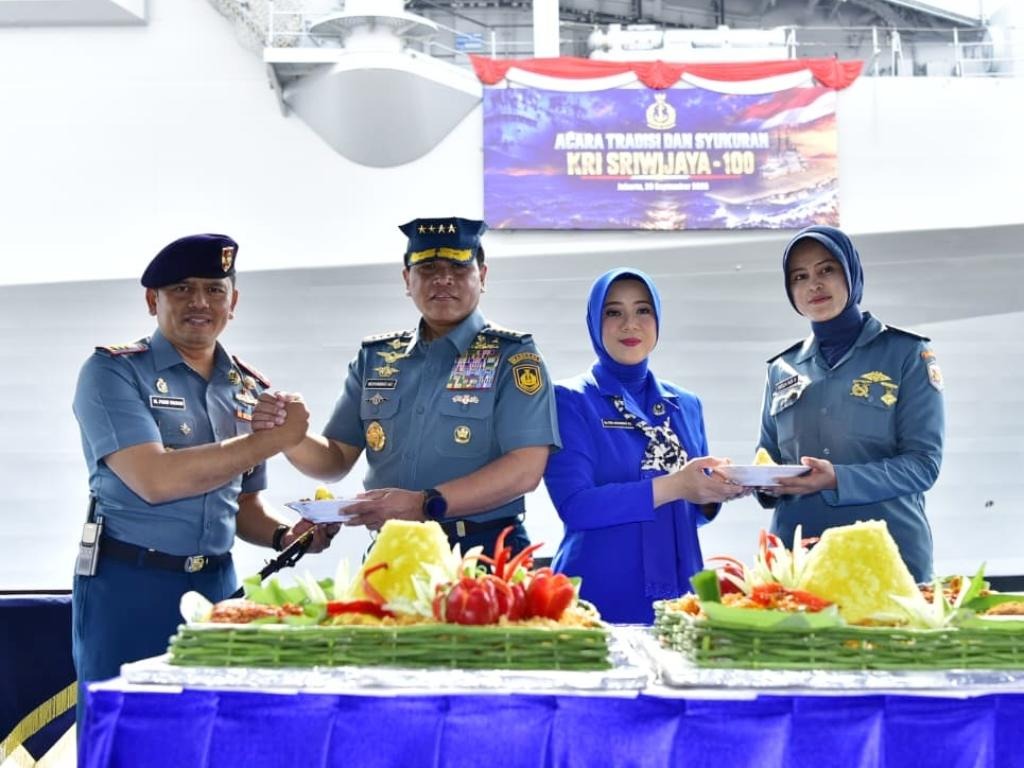 TNI AL Resmikan KRI Sriwijaya-100, Kapal Induk Pertama dalam Armada