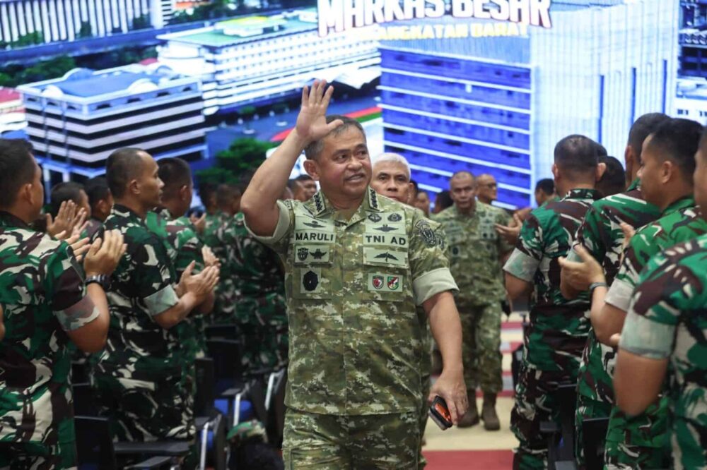 Bekali Calon Dansat, KASAD Tekankan Penguatan Sishankamrata di Perbatasan