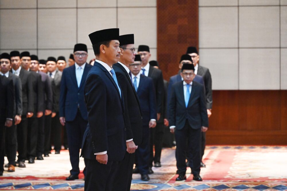 Sebelum Jabat Sebagai Menko PMK: Sugiono Lantik Tiga Wakil Kepala Perwakilan, Dua Pejabat Purna Tugas Diapresiasi
