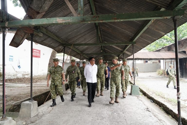 Wamenhan Donny Ermawan Tinjau Rencana Penataan Gudang Utara Kodam III/Siliwangi