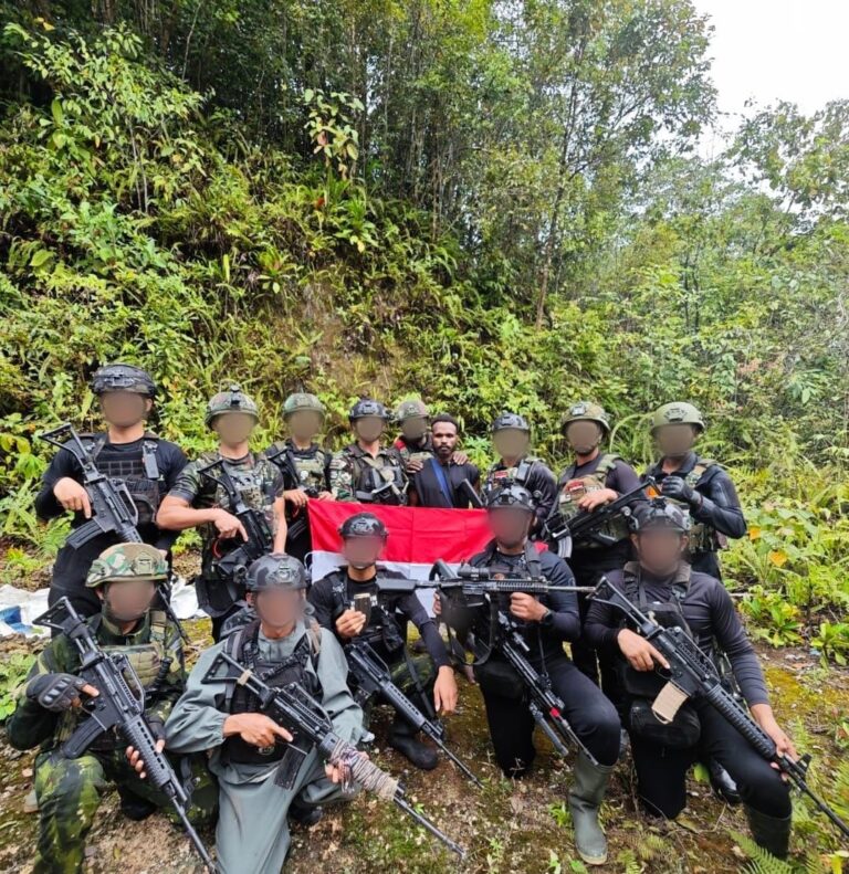 Satgas TNI Temukan Senjata Caracal dan 17 Butir Amunisi di Maybrat