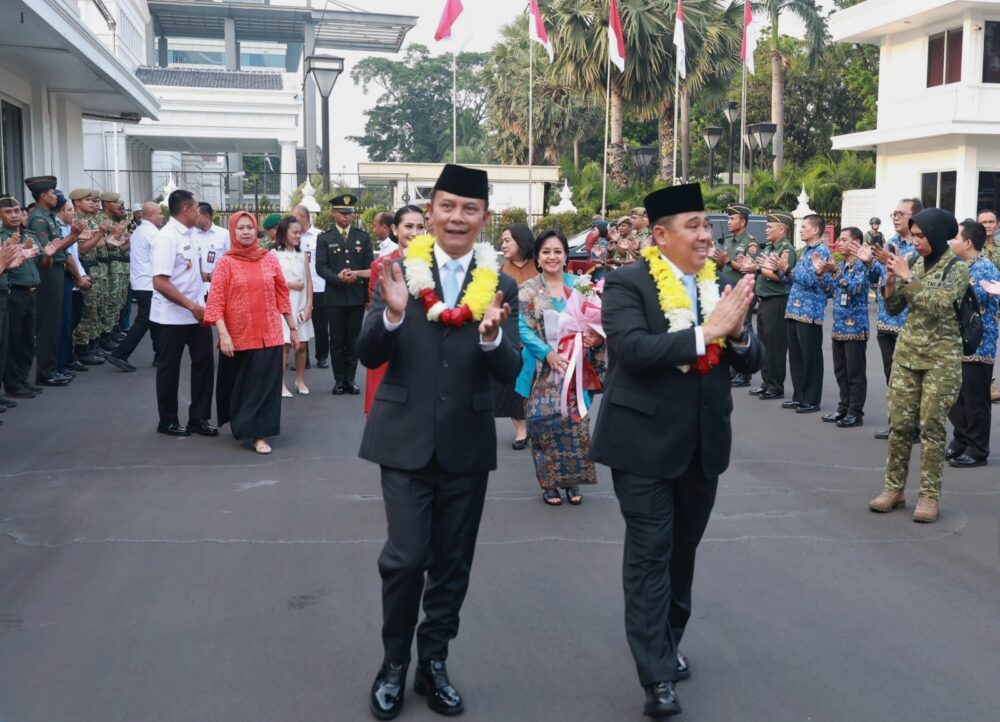 Richard Tampubolon dan Yusuf Jauhari Disambut sebagai Wamenhan Baru di Kantor Kemhan