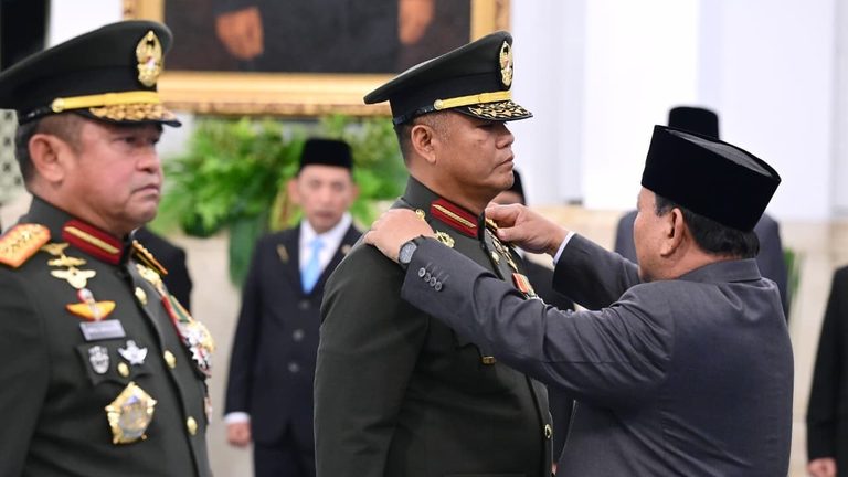 Tandyo Budi Revita Resmi Jadi KASAD, Siap Percepat Program Strategis