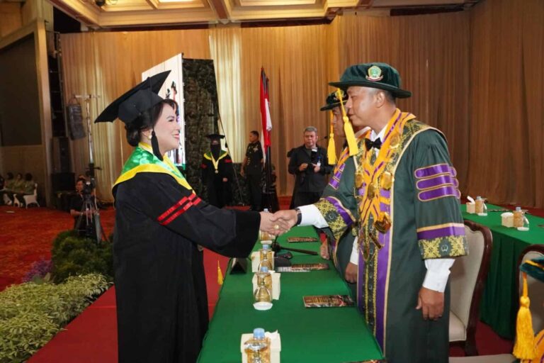 Wisuda 90 Lulusan STHM 2026, KASAD Ingatkan Tantangan Hukum Modern