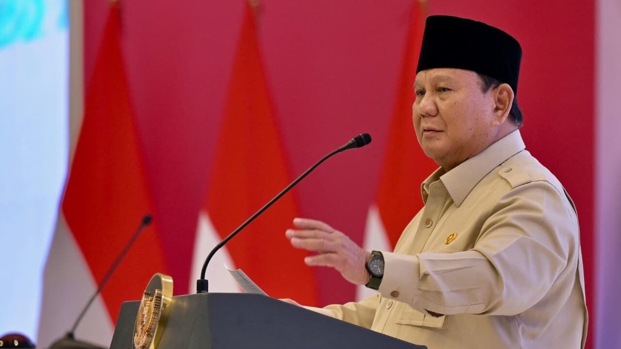 Prabowo Targetkan Penyaluran Kredit Rakyat Rp400 Triliun pada 2027