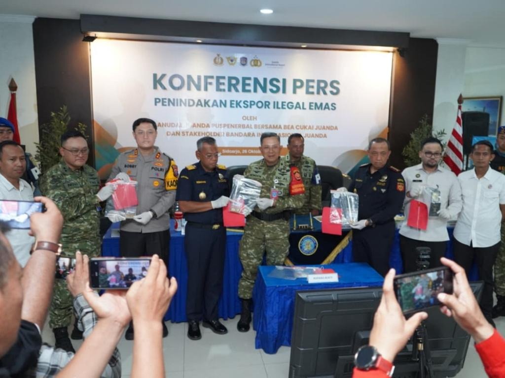 TNI AL dan Bea Cukai Gagalkan Penyelundupan Serbuk Emas Rp2,9 Miliar